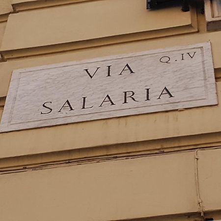 Salaria Luxury Suites Roma Exterior foto